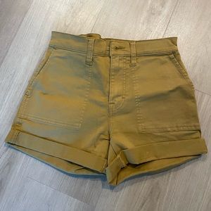SOLD - Lucky Brand cargo style shorts